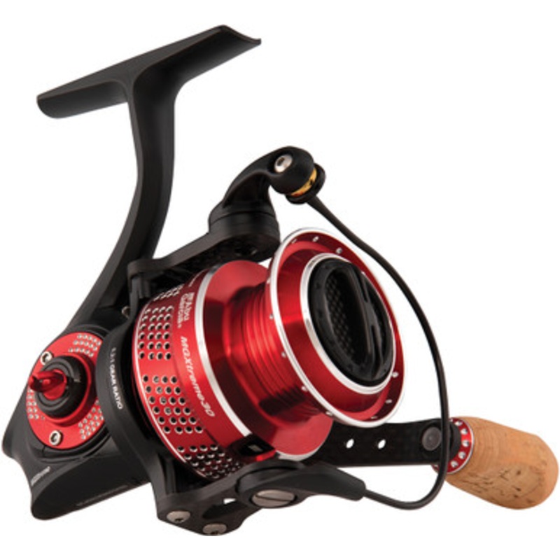 Abu Garcia REVO2MGXTRSP30 Revo MGXtreme Spinning Reel